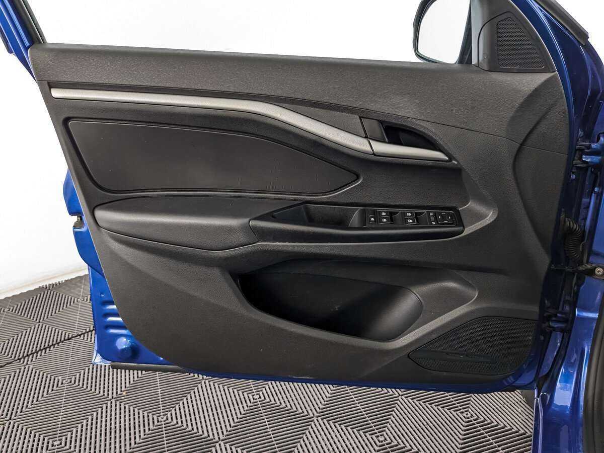 Купить Lada (ВАЗ) Vesta с пробегом. Фото: #14