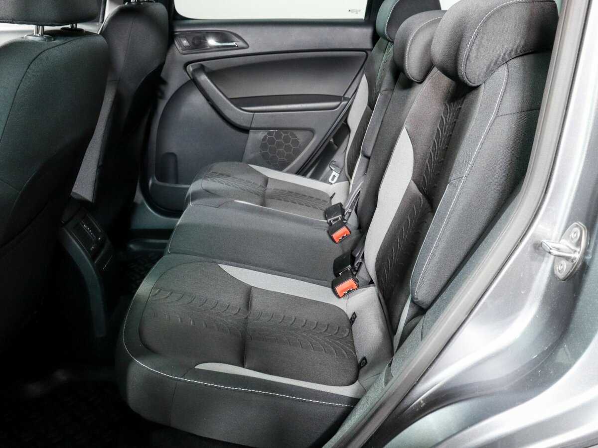 Купить Skoda Yeti с пробегом. Фото: #8