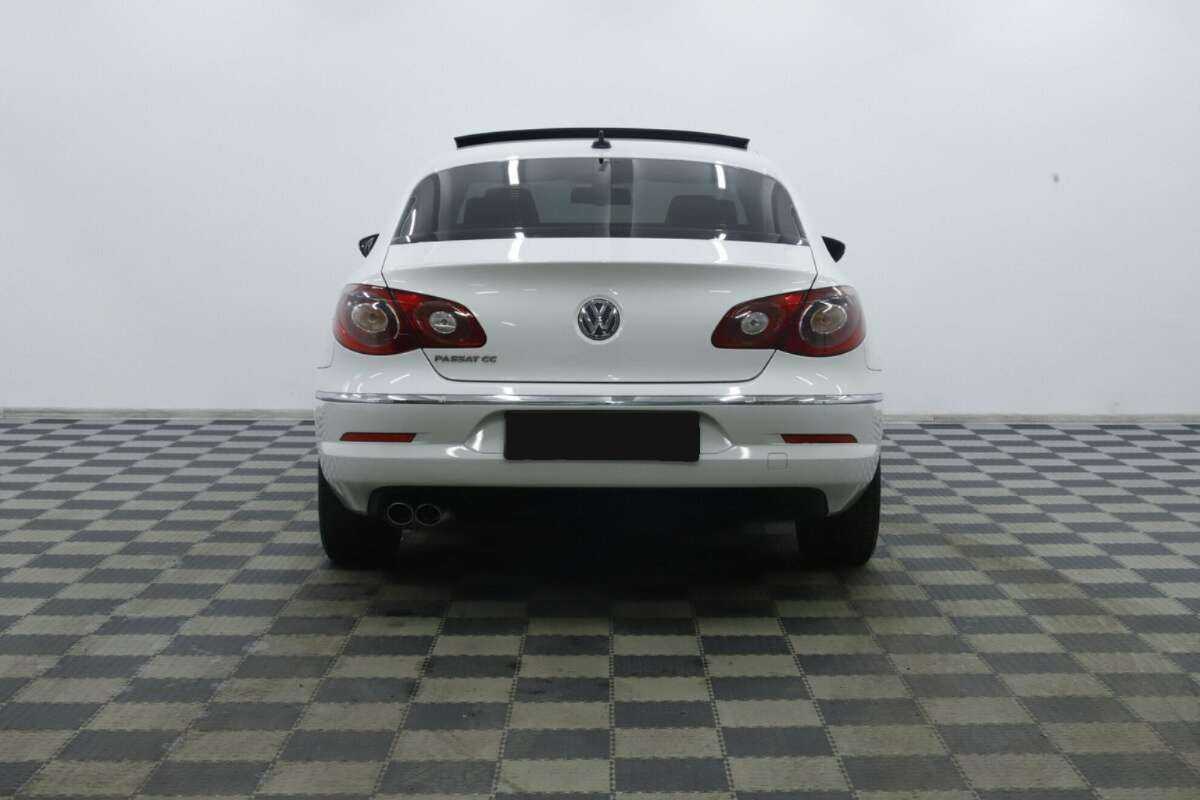 Купить Volkswagen Passat CC с пробегом. Фото: #5