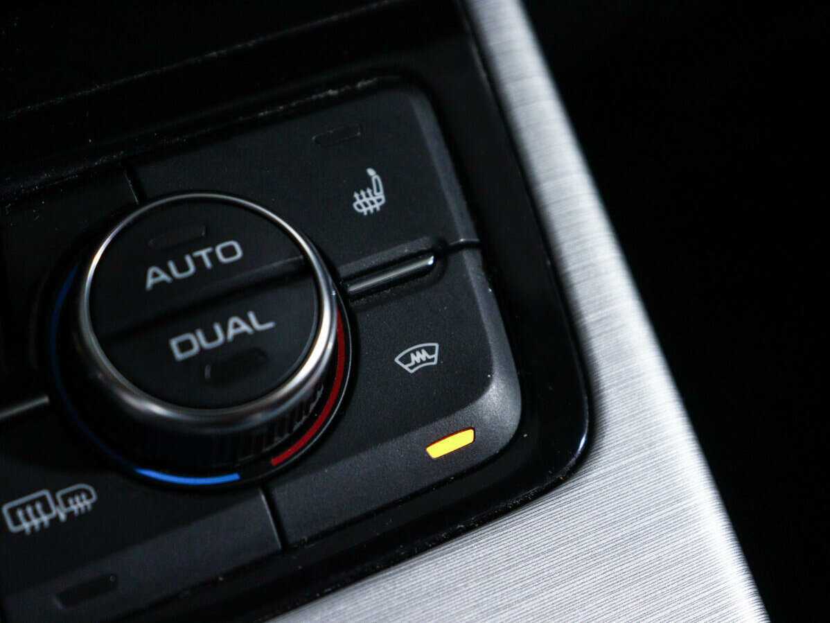 Купить Geely Atlas с пробегом. Фото: #20