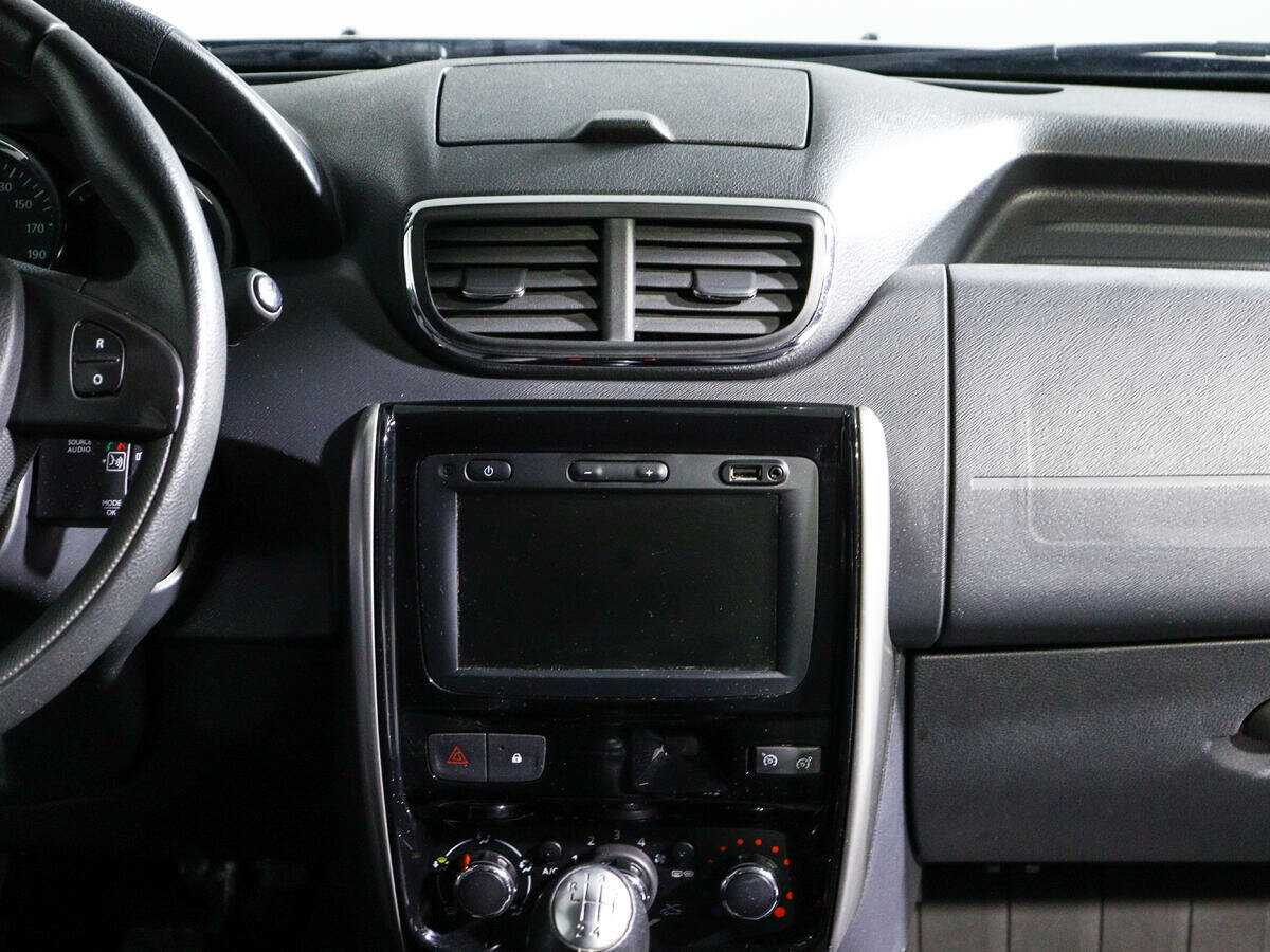 Купить Nissan Terrano с пробегом. Фото: #12