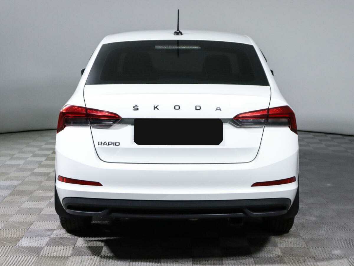 Купить Skoda Rapid с пробегом. Фото: #5
