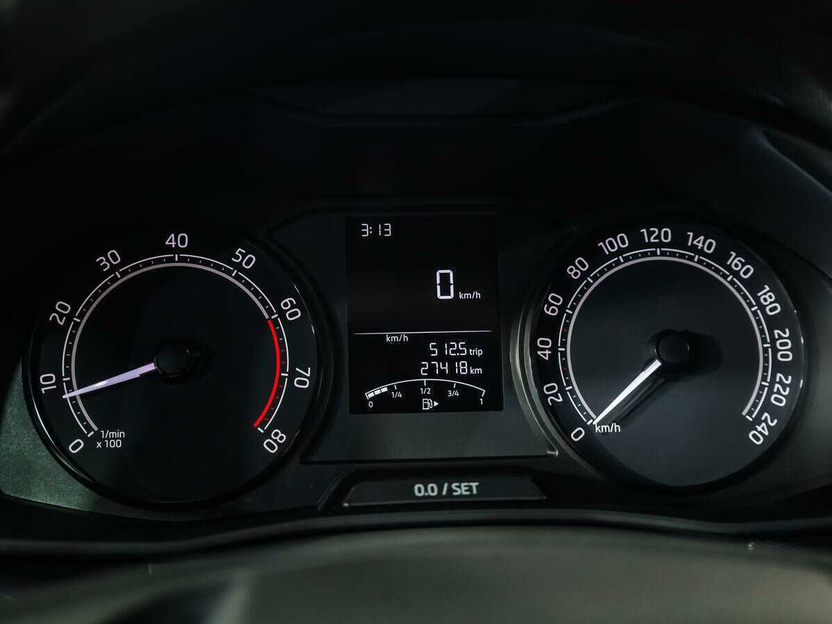 Купить Skoda Rapid с пробегом. Фото: #15