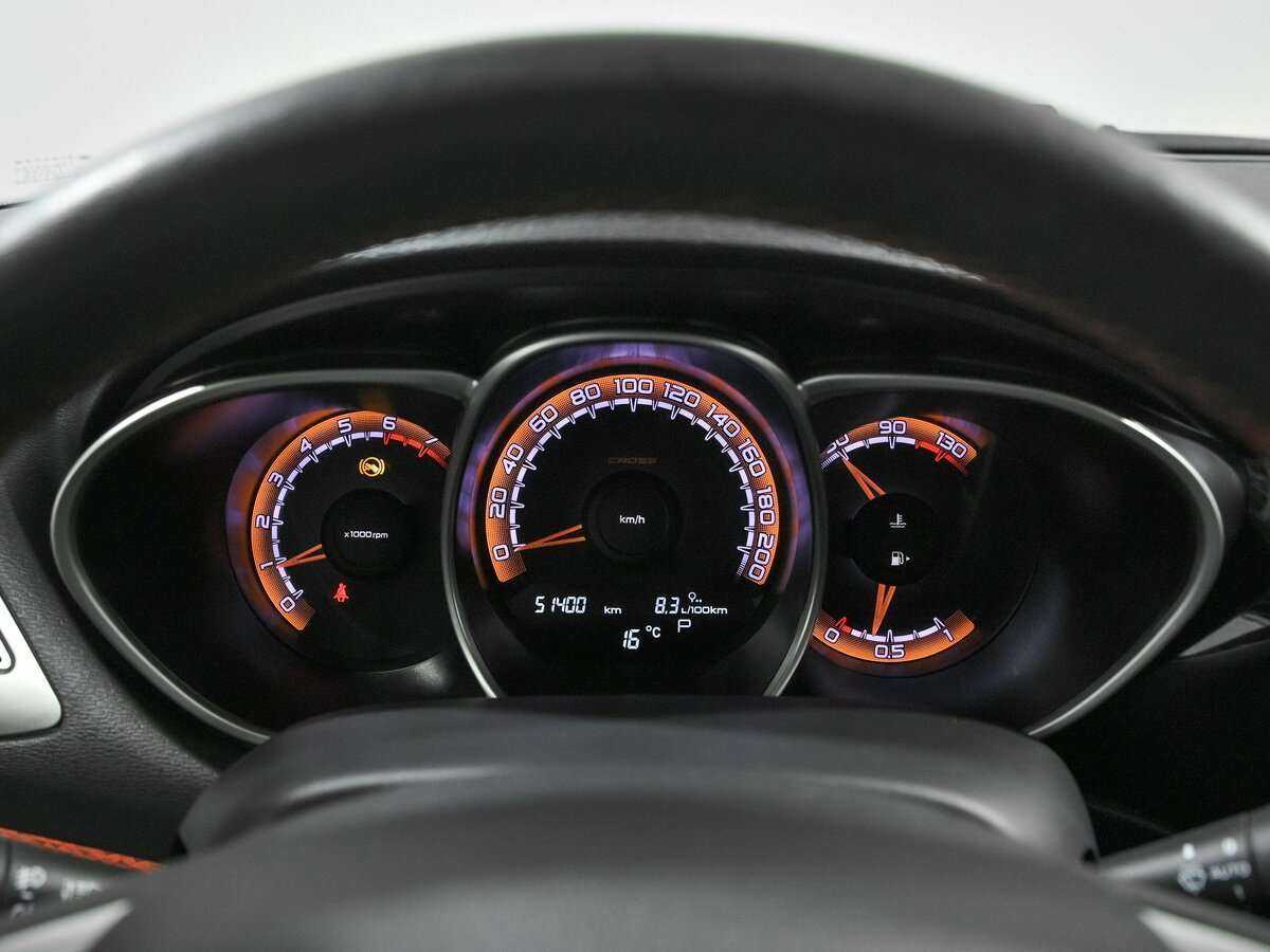 Купить Lada (ВАЗ) Vesta с пробегом. Фото: #5