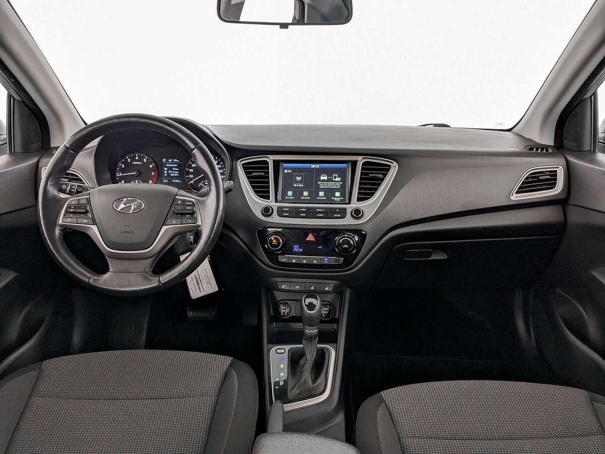Купить Hyundai Solaris с пробегом. Фото: #11