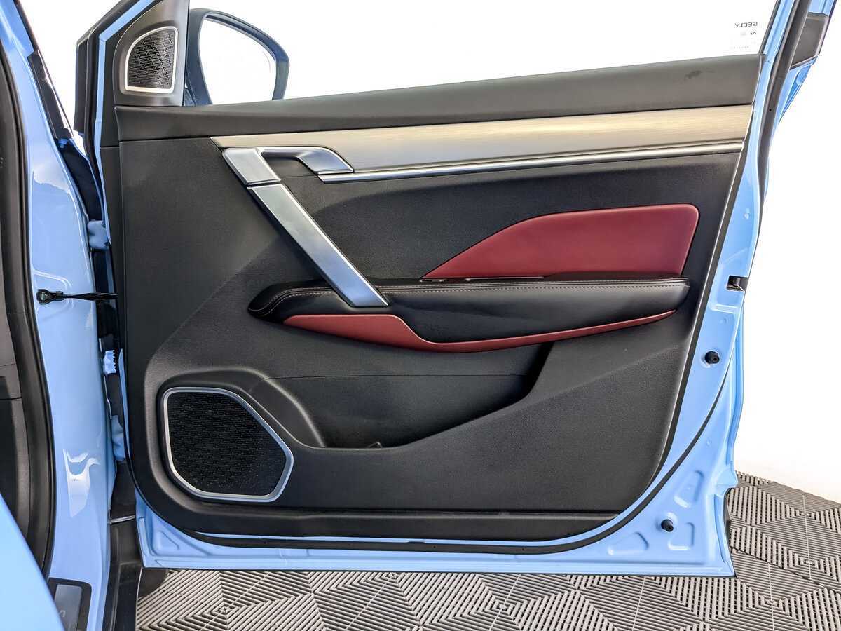 Купить Geely Coolray с пробегом. Фото: #22