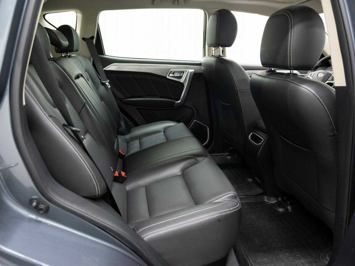 Купить Geely Emgrand X7 с пробегом. Фото: #9