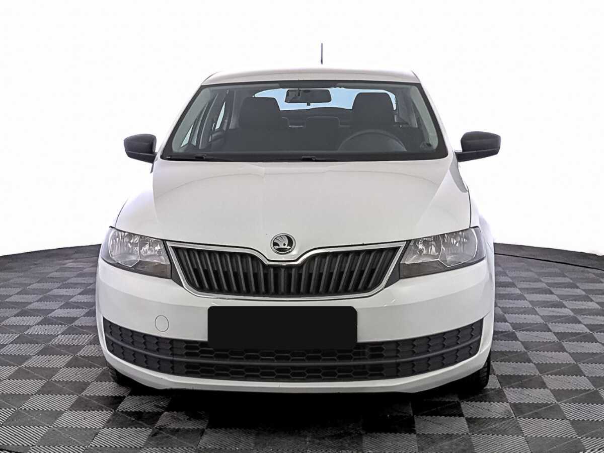 Купить Skoda Rapid с пробегом. Фото: #1