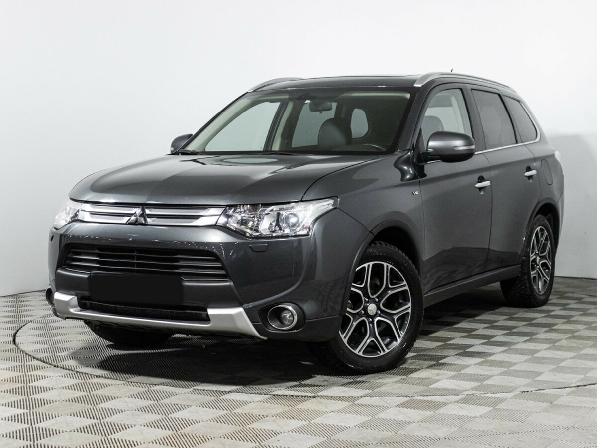 Купить Mitsubishi Outlander с пробегом. Фото: #0