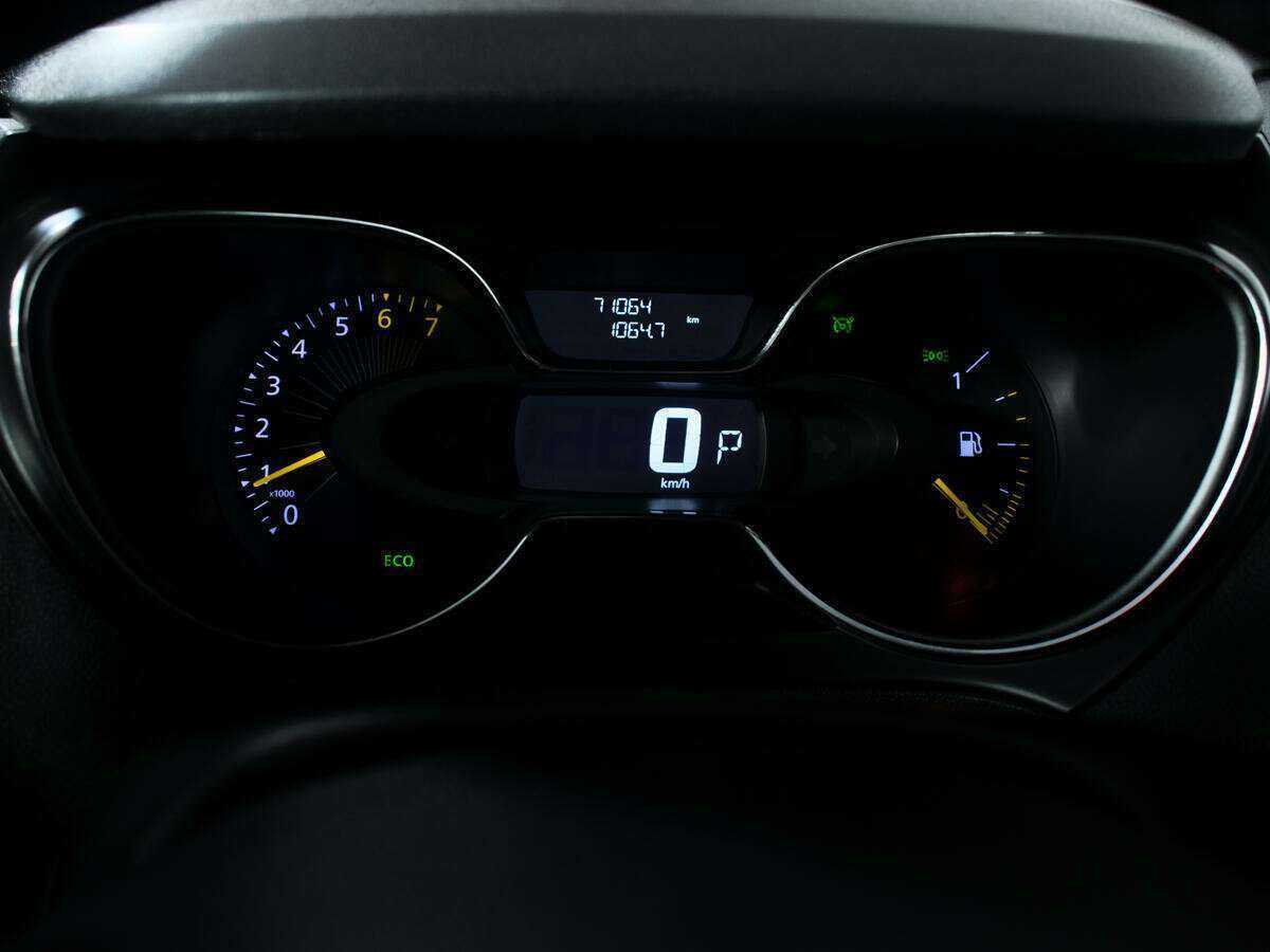 Купить Renault Kaptur с пробегом. Фото: #10