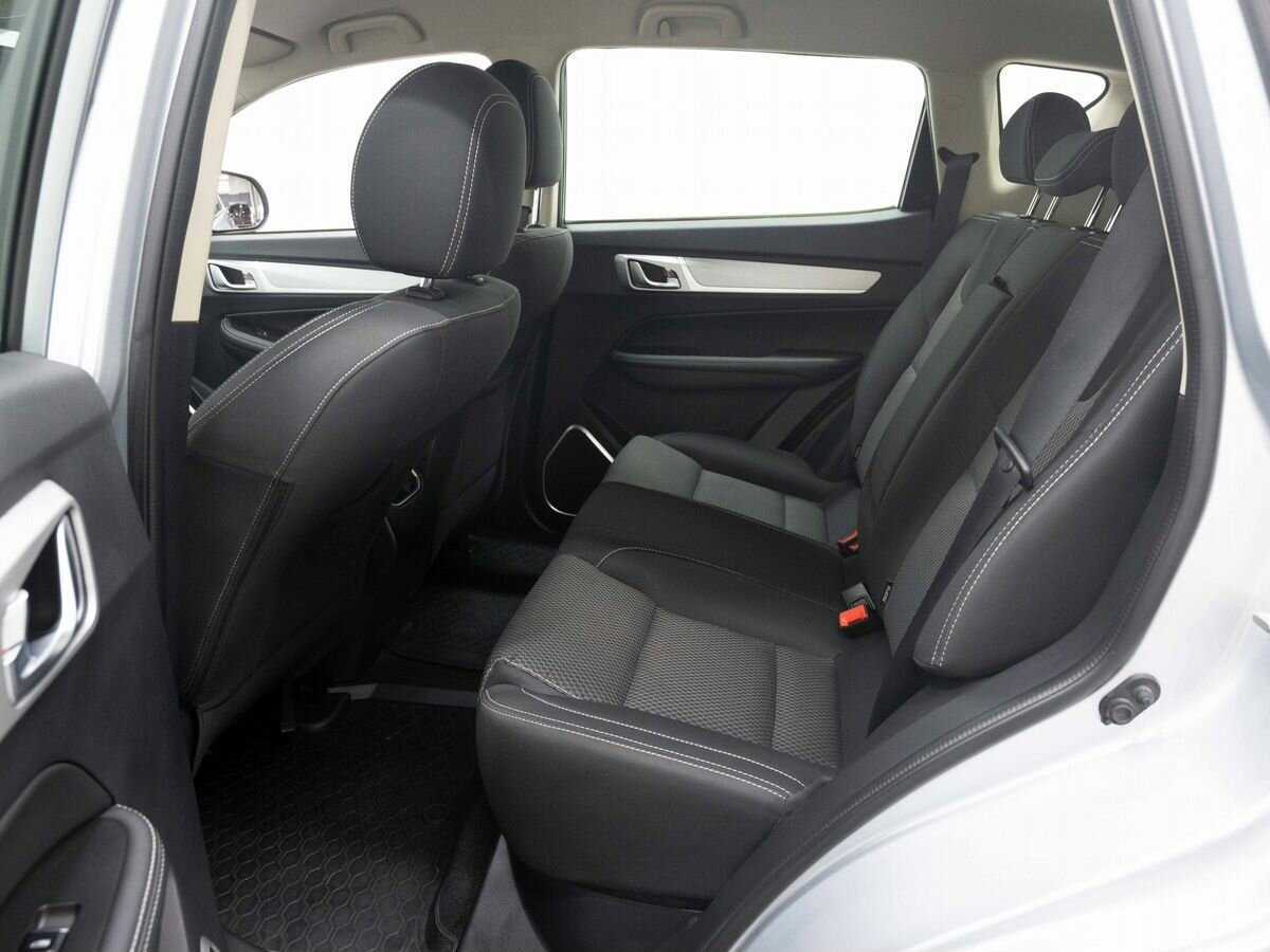 Купить Geely Emgrand X7 с пробегом. Фото: #10