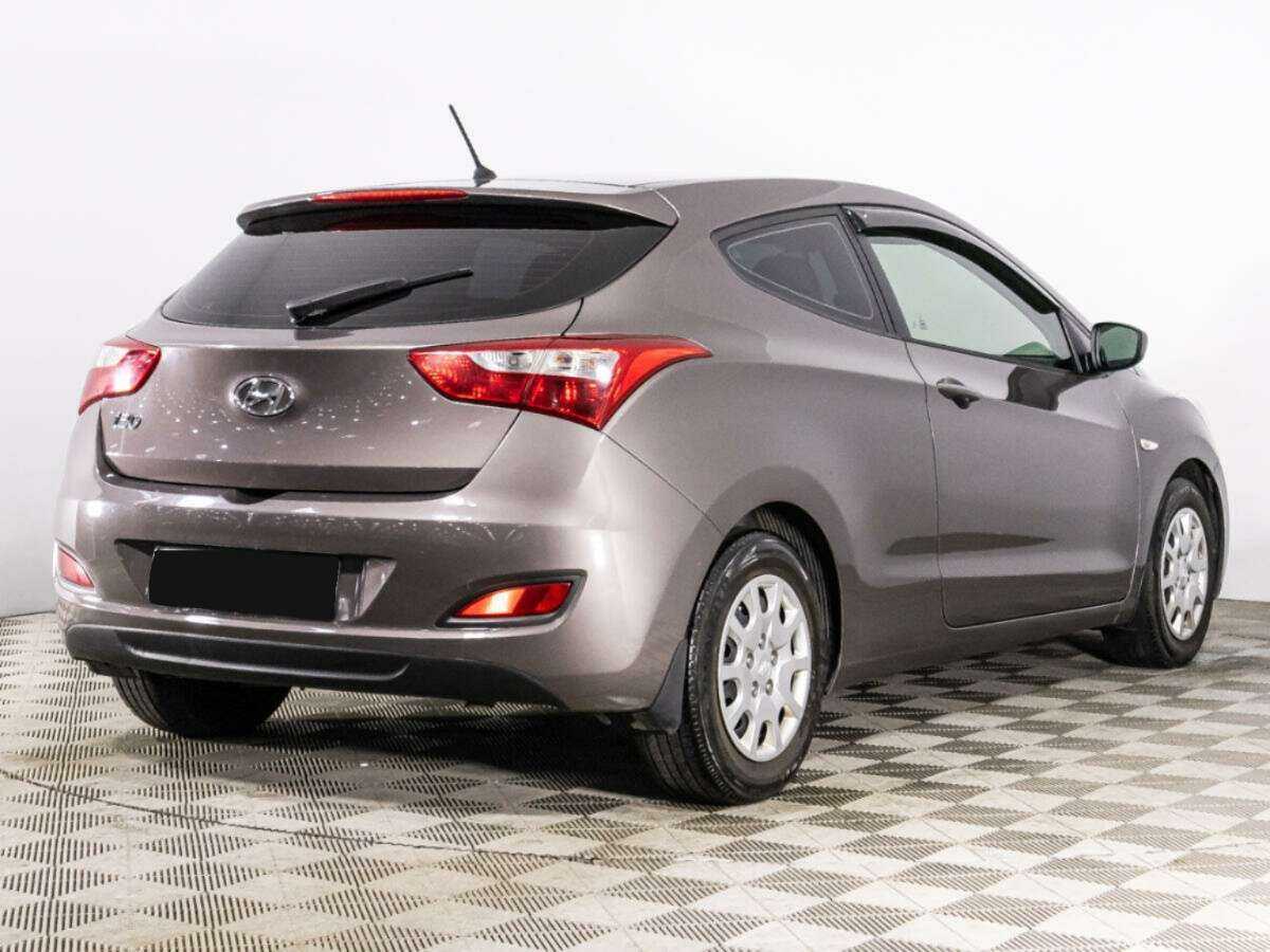 Купить Hyundai i30 с пробегом. Фото: #4