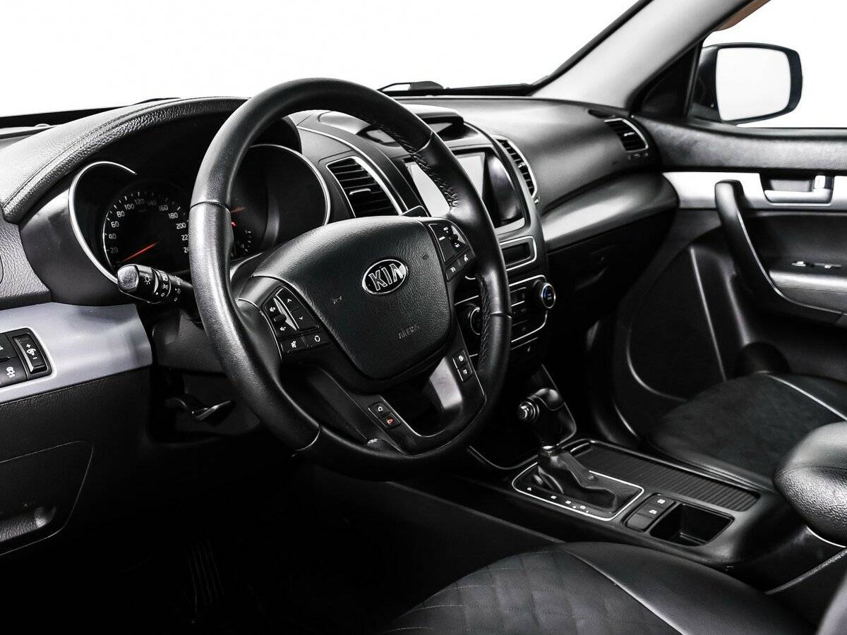 Купить Kia Sorento с пробегом. Фото: #11
