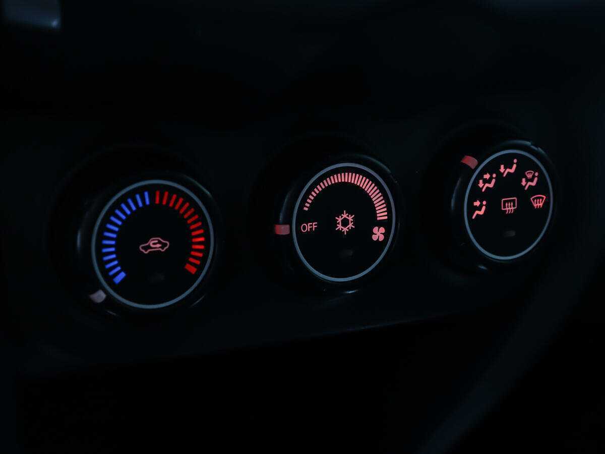 Купить Mitsubishi ASX с пробегом. Фото: #15