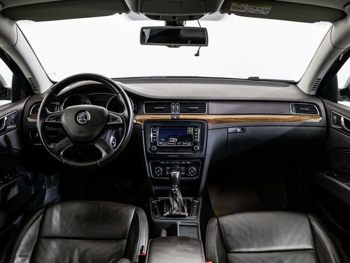 Купить Skoda Superb с пробегом. Фото: #12