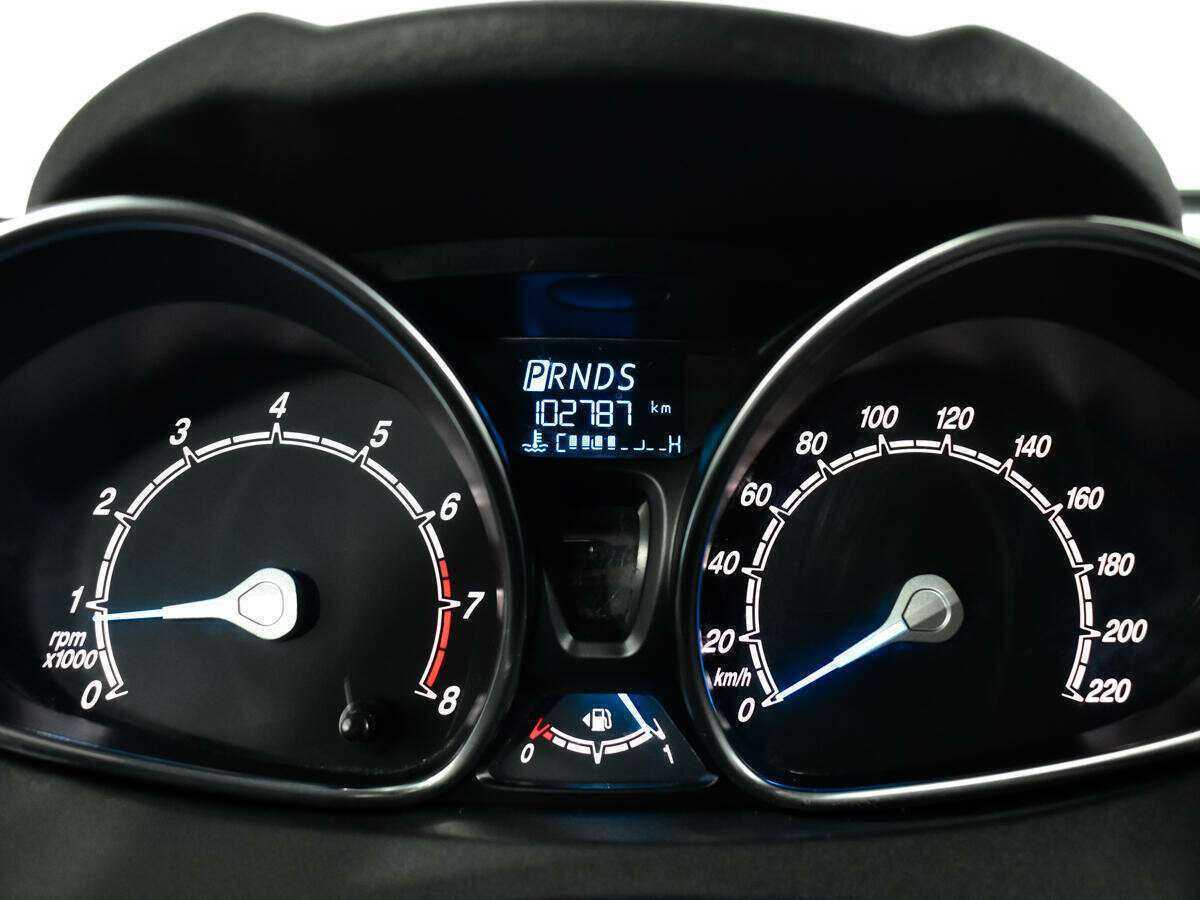Купить Ford Fiesta с пробегом. Фото: #8