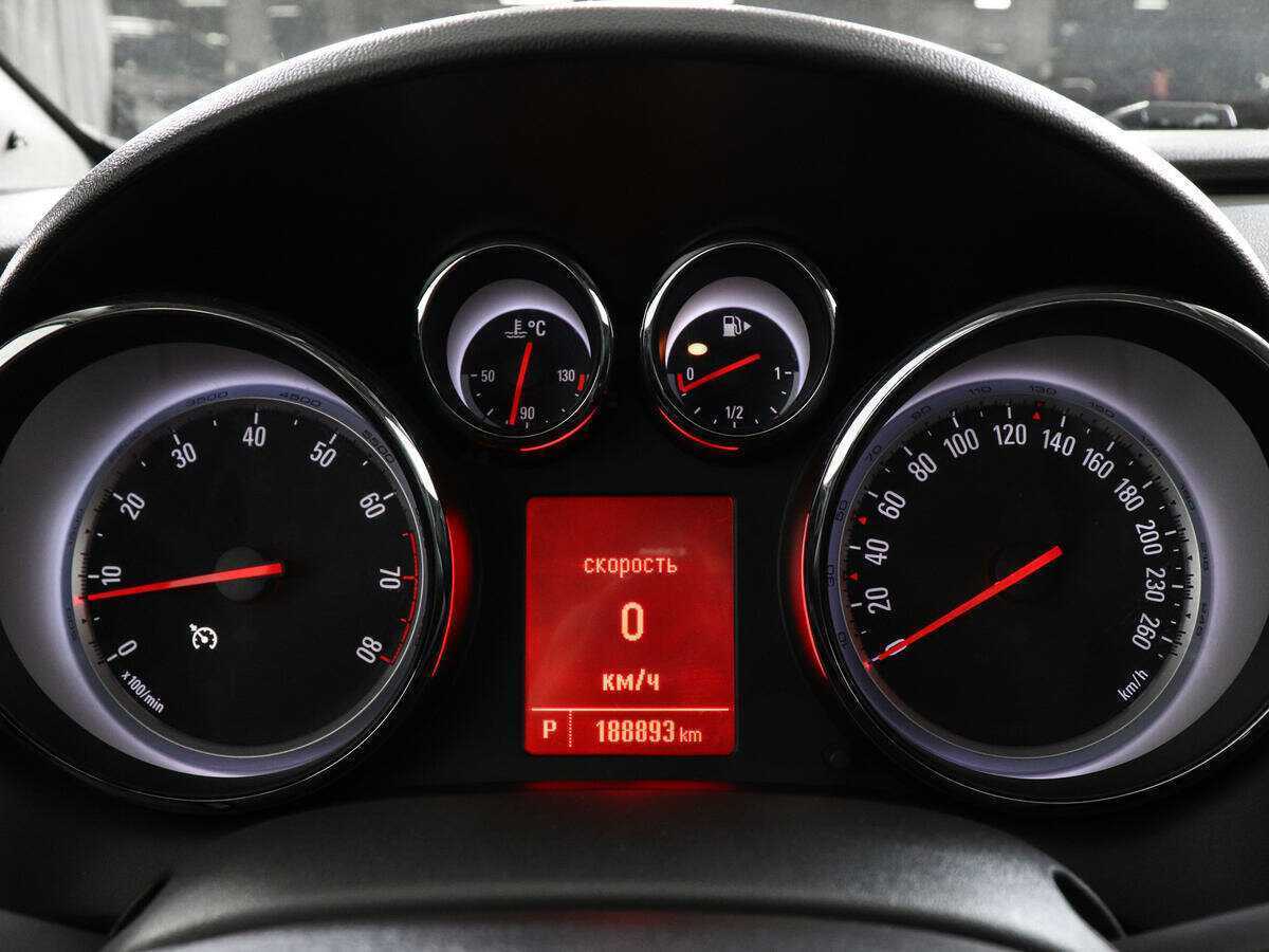 Купить Opel Astra с пробегом. Фото: #6