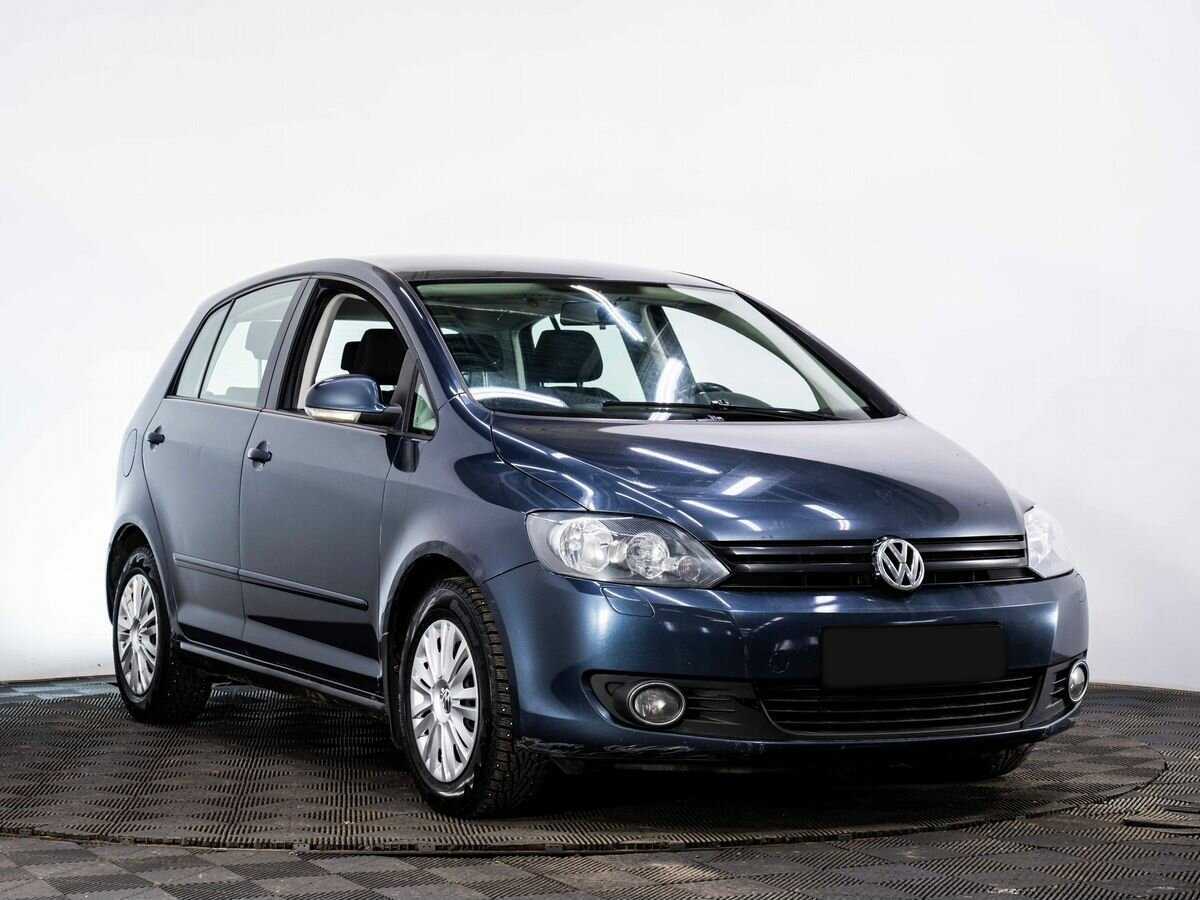 Купить Volkswagen Golf Plus с пробегом. Фото: #2