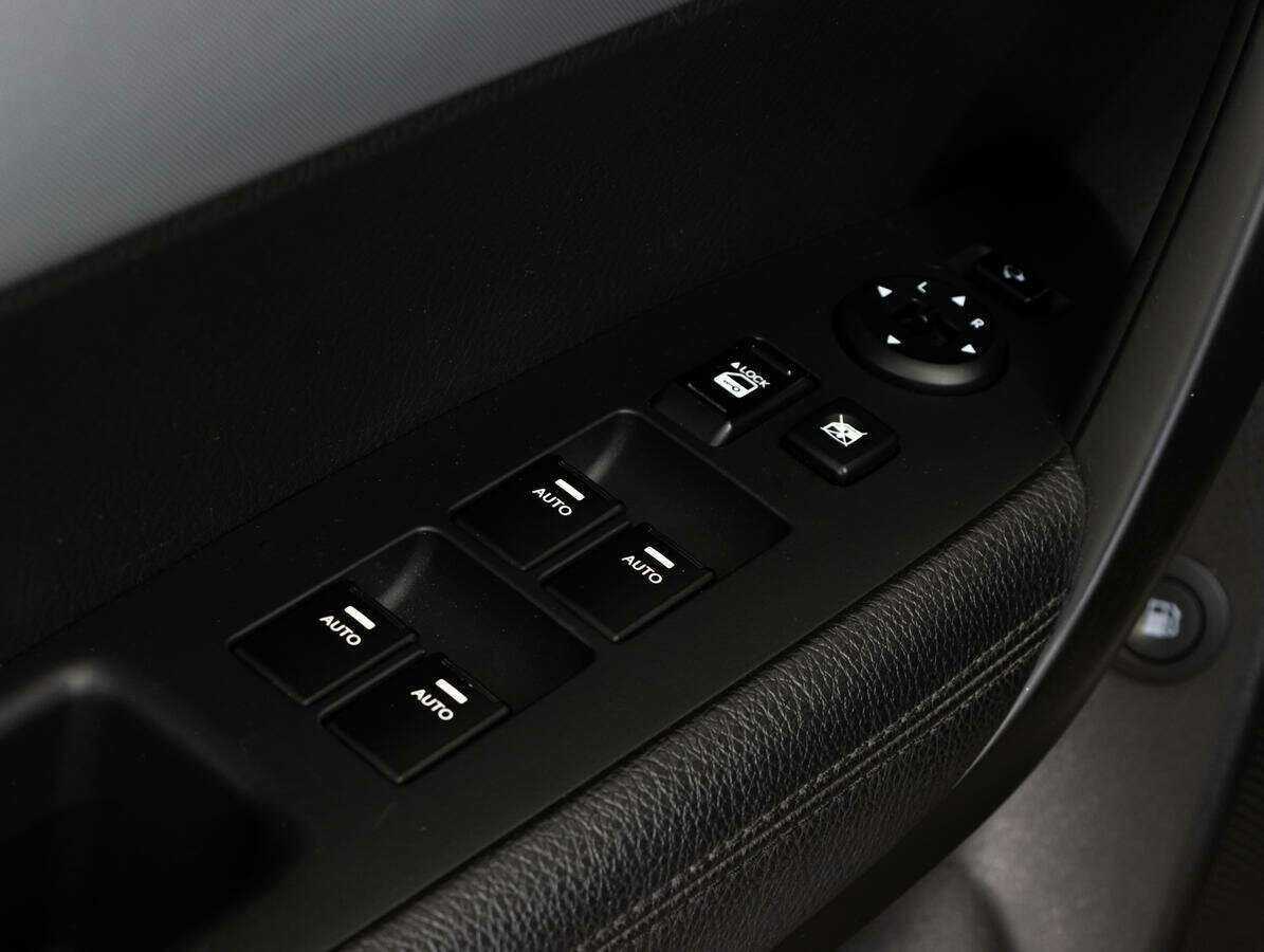 Купить Kia Sorento с пробегом. Фото: #17