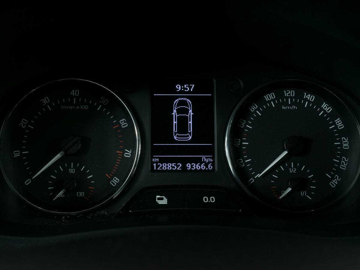 Купить Skoda Fabia с пробегом. Фото: #10