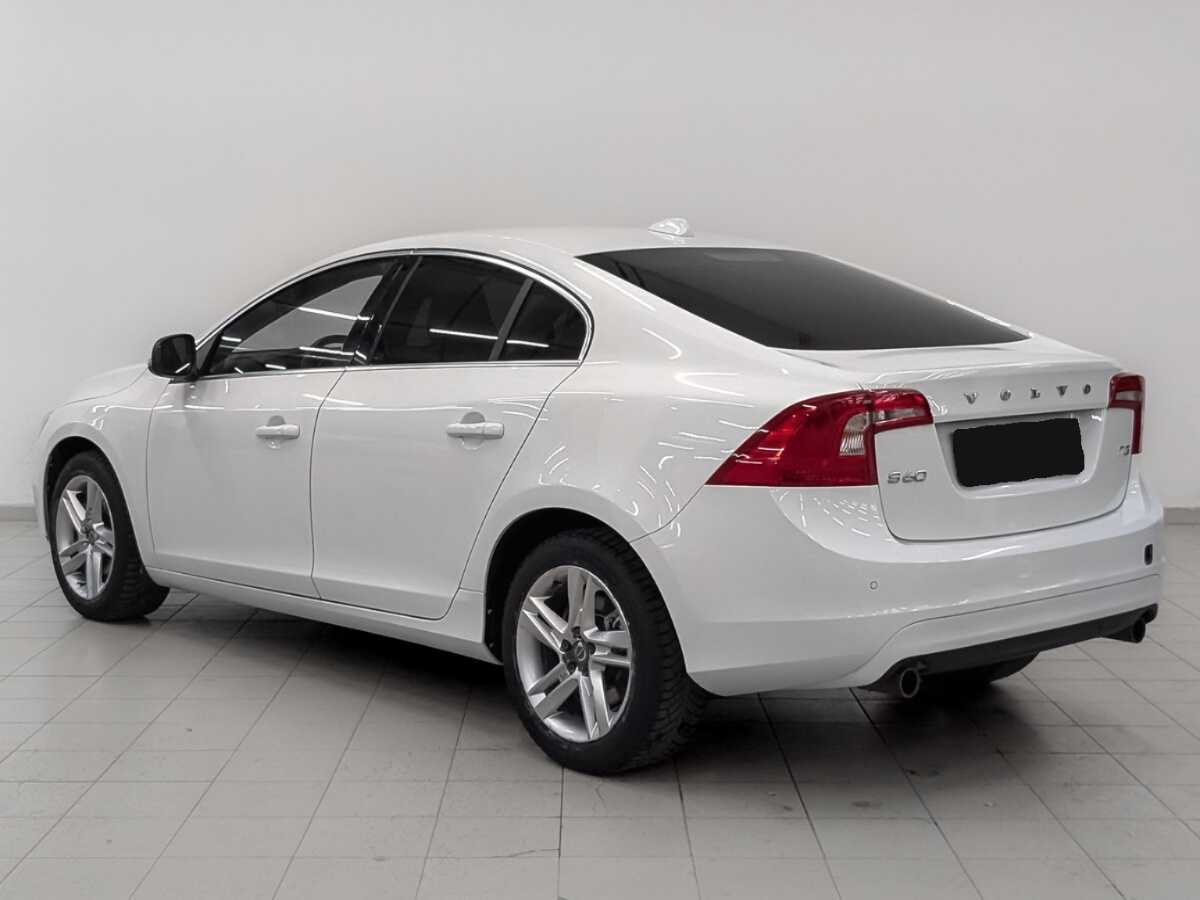 Купить Volvo S60 с пробегом. Фото: #6
