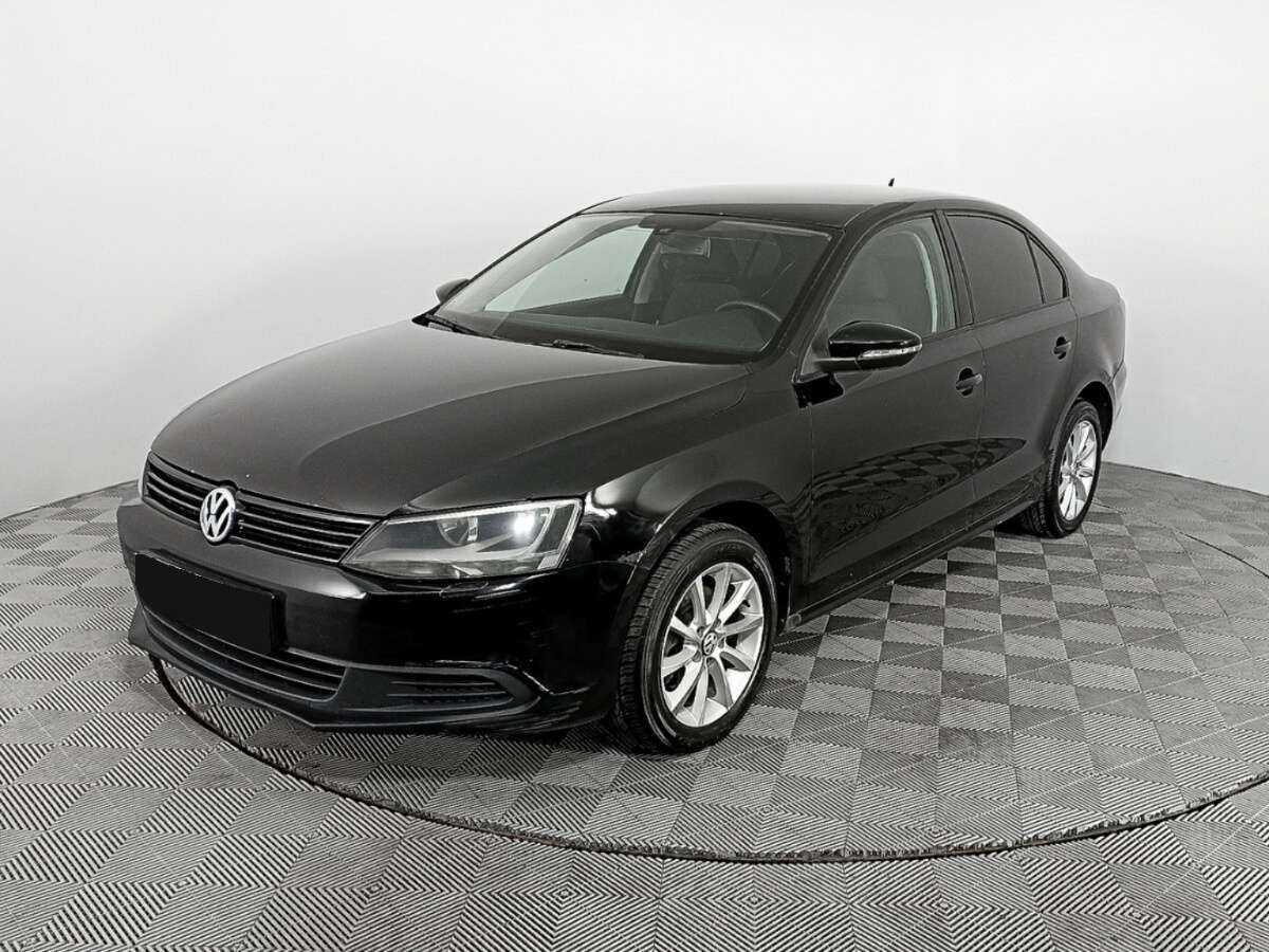 Купить Volkswagen Jetta с пробегом. Посмотреть фото