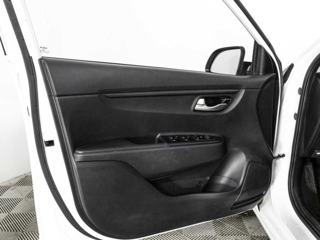 Купить Kia Rio с пробегом. Фото: #24