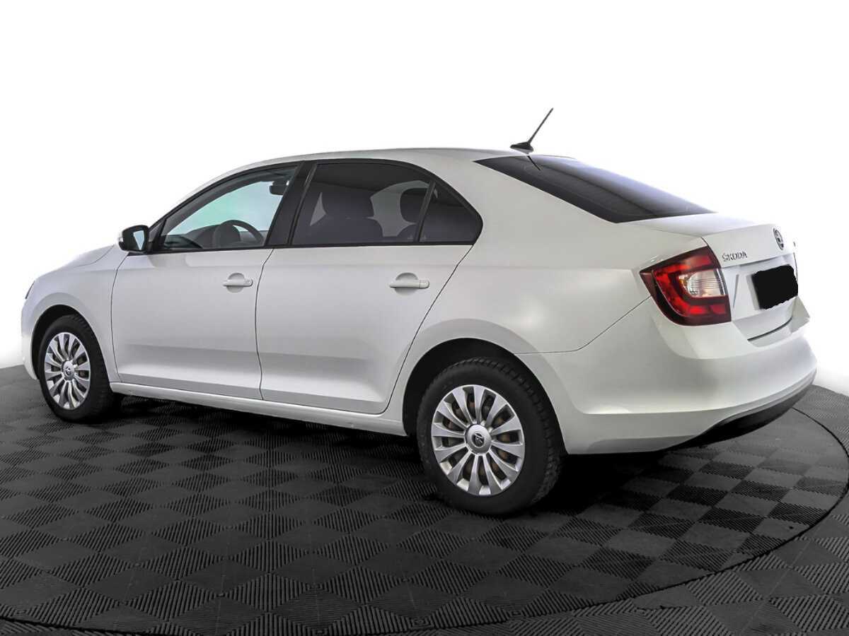 Купить Skoda Rapid с пробегом. Фото: #6