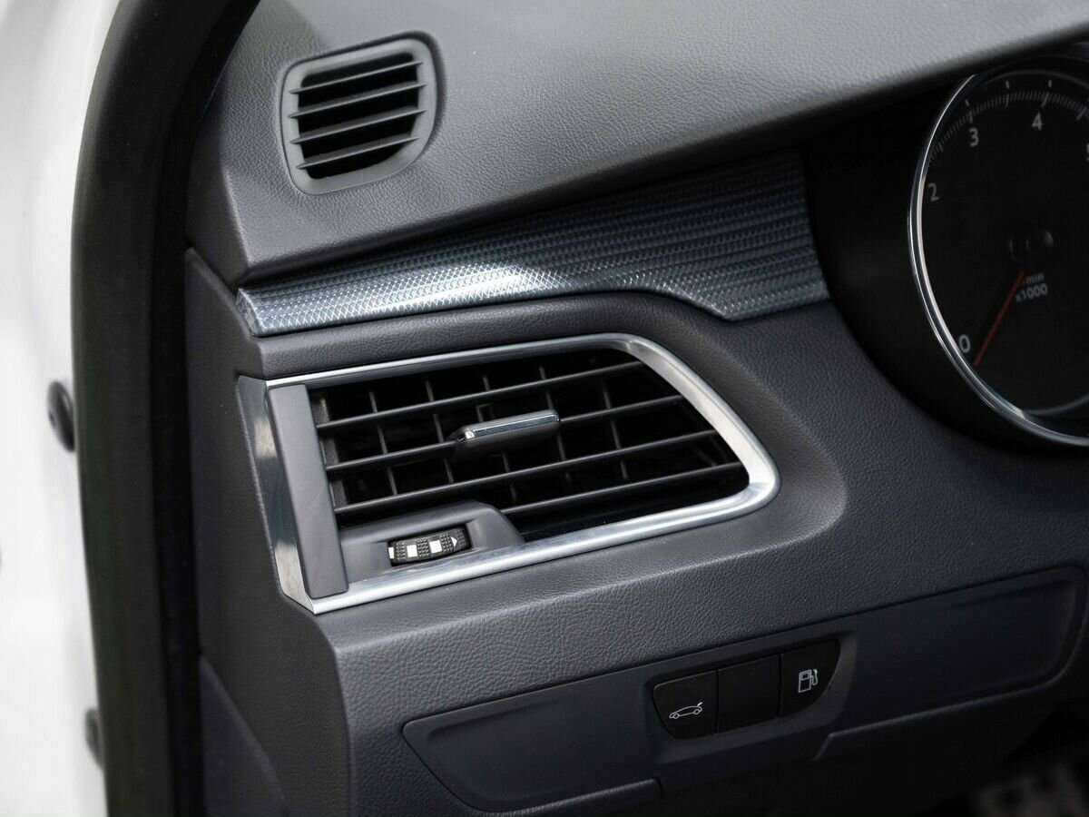 Купить Peugeot 508 с пробегом. Фото: #17