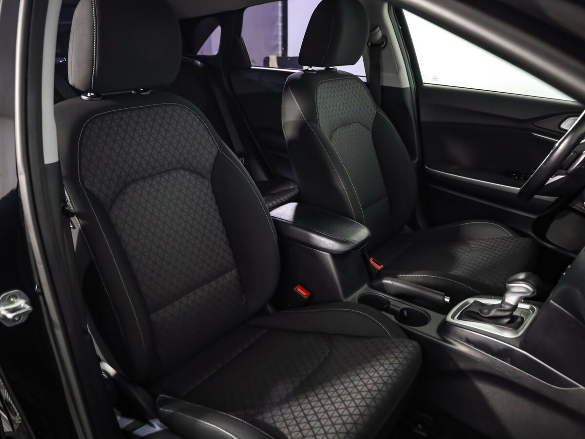Купить Kia Ceed с пробегом. Фото: #18