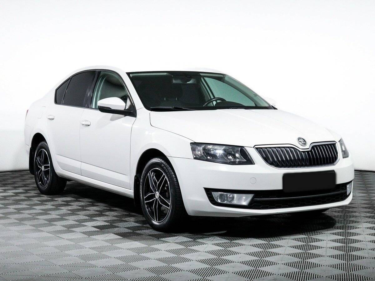 Купить Skoda Octavia с пробегом. Фото: #2