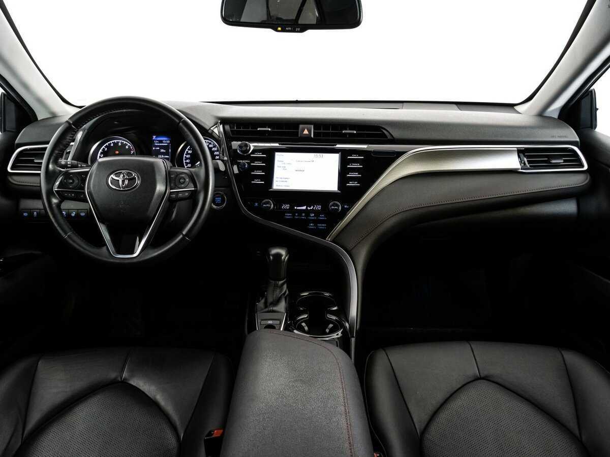 Купить Toyota Camry с пробегом. Фото: #7
