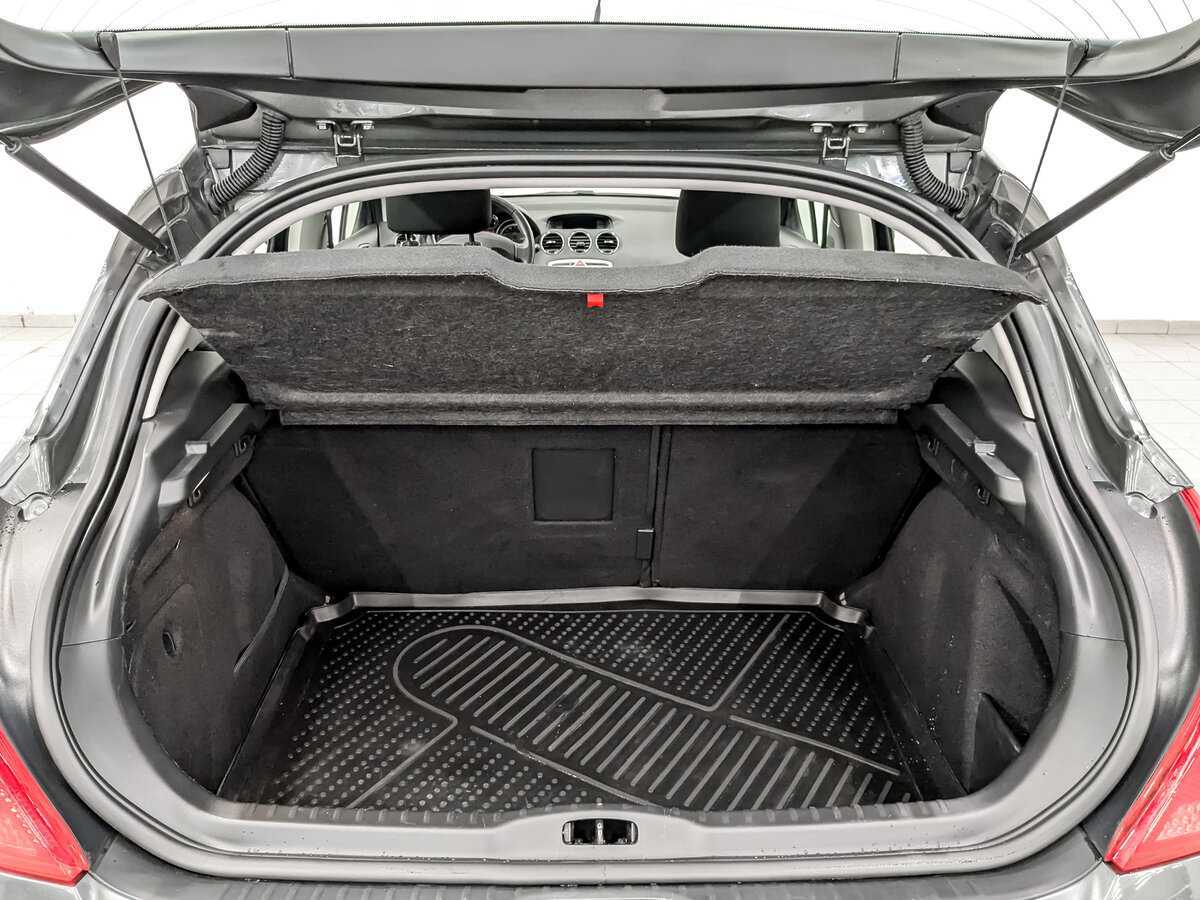 Купить Peugeot 308 с пробегом. Фото: #9