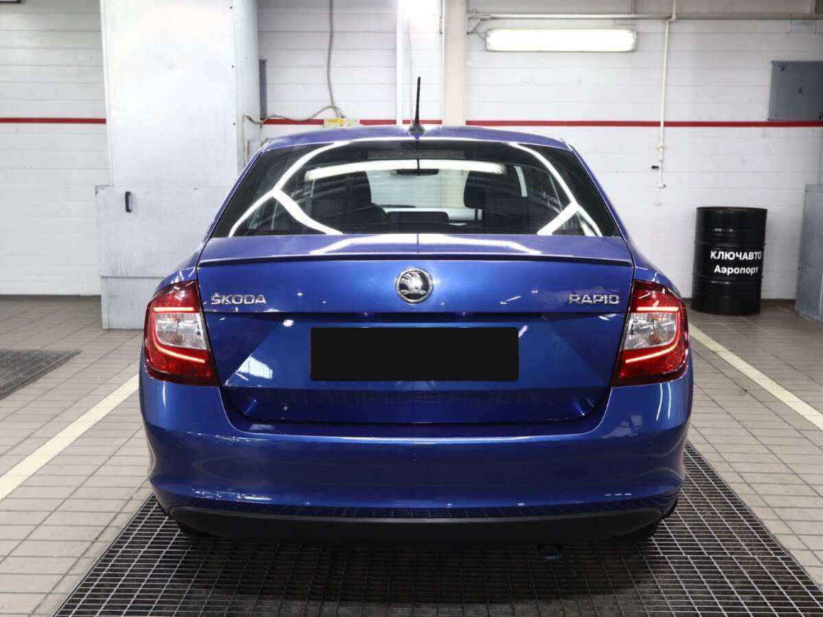 Купить Skoda Rapid с пробегом. Фото: #3