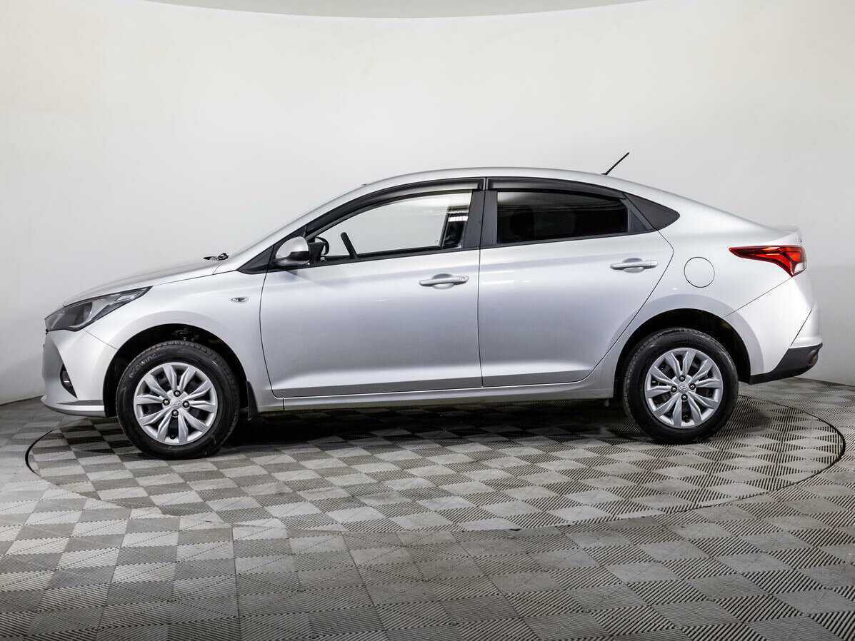 Купить Hyundai Solaris с пробегом. Фото: #7