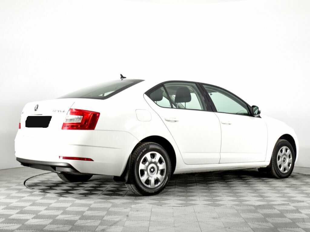 Купить Skoda Octavia с пробегом. Фото: #3