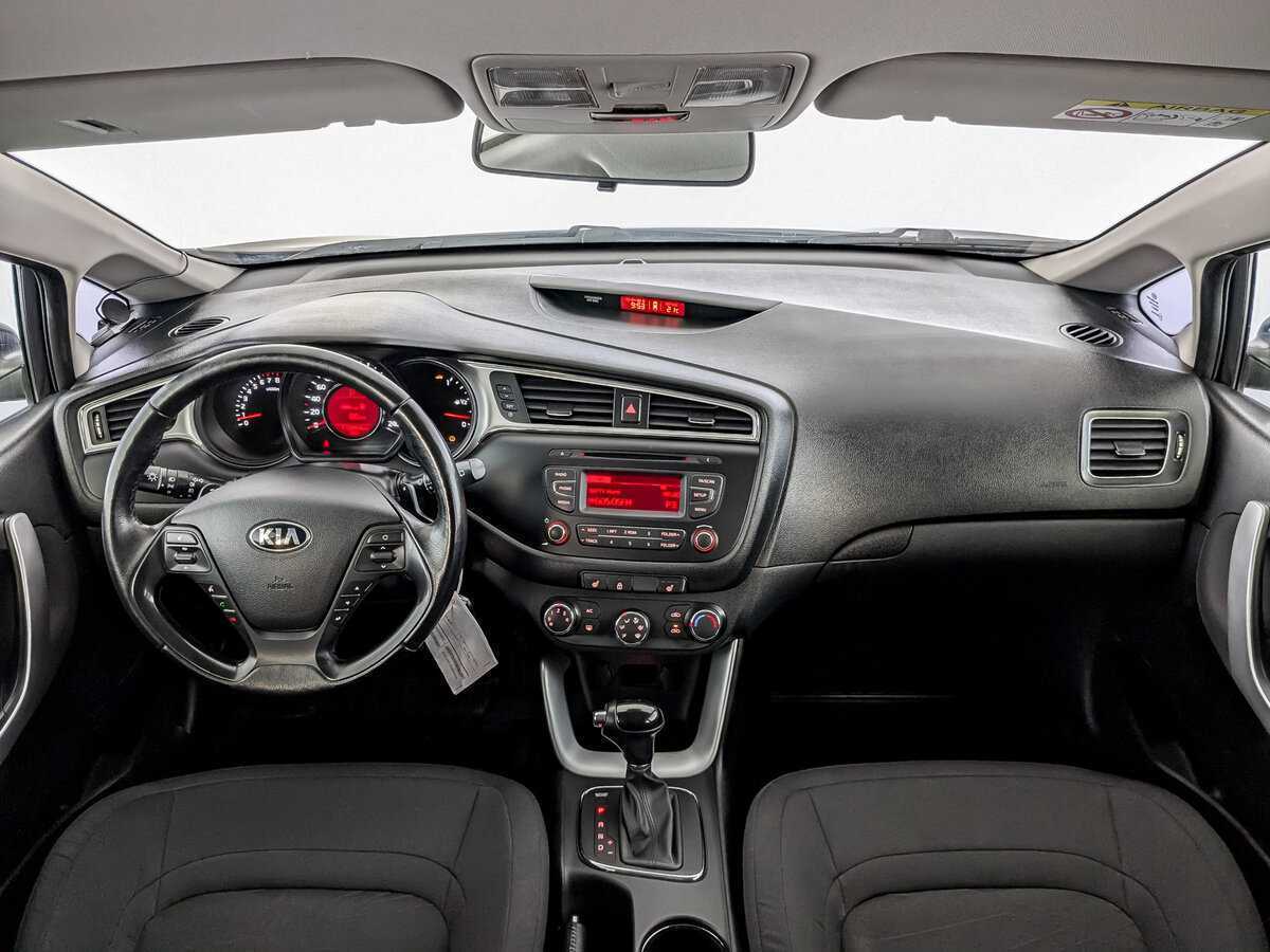 Купить Kia Ceed с пробегом. Фото: #15