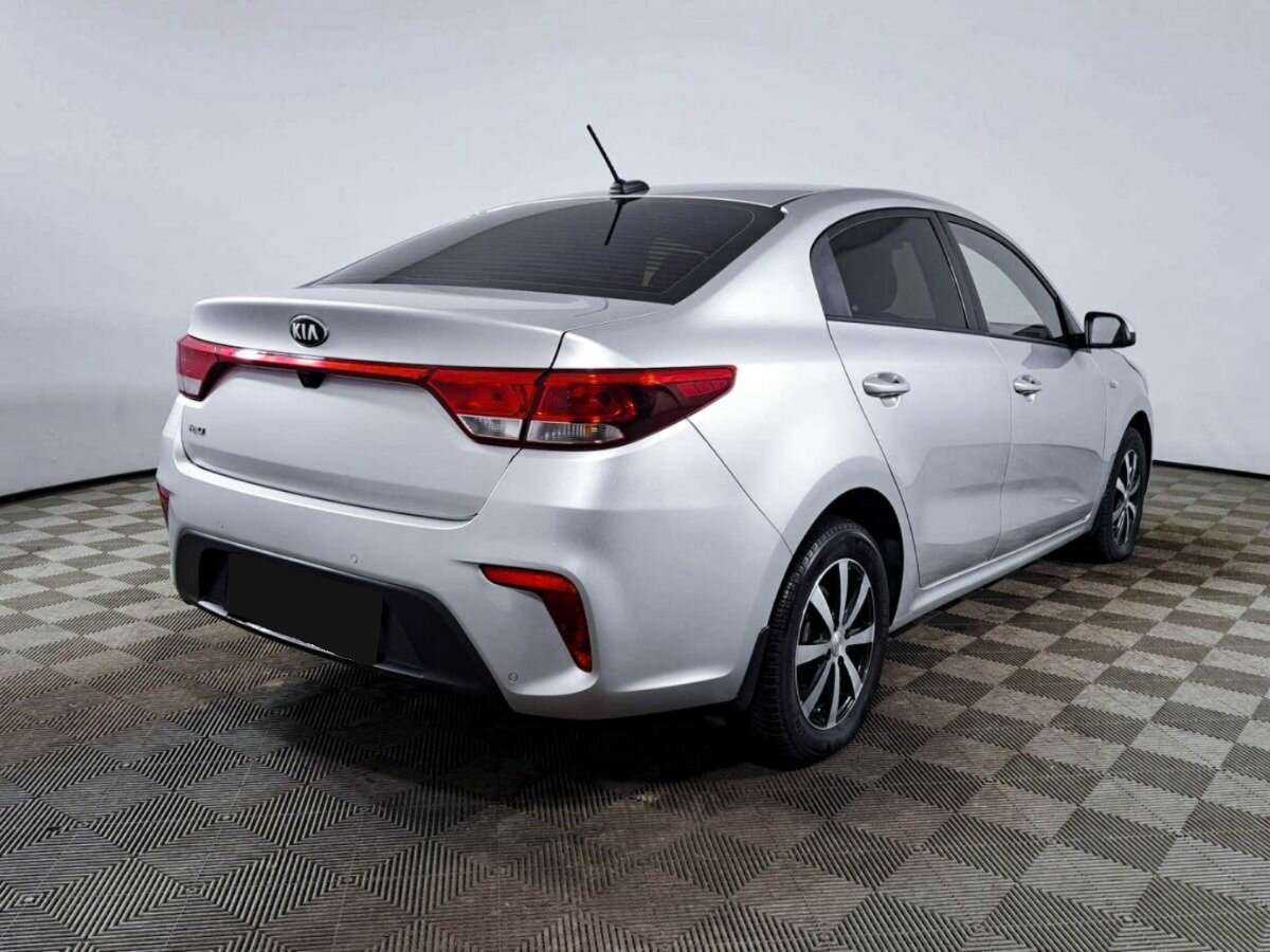 Купить Kia Rio с пробегом. Фото: #3