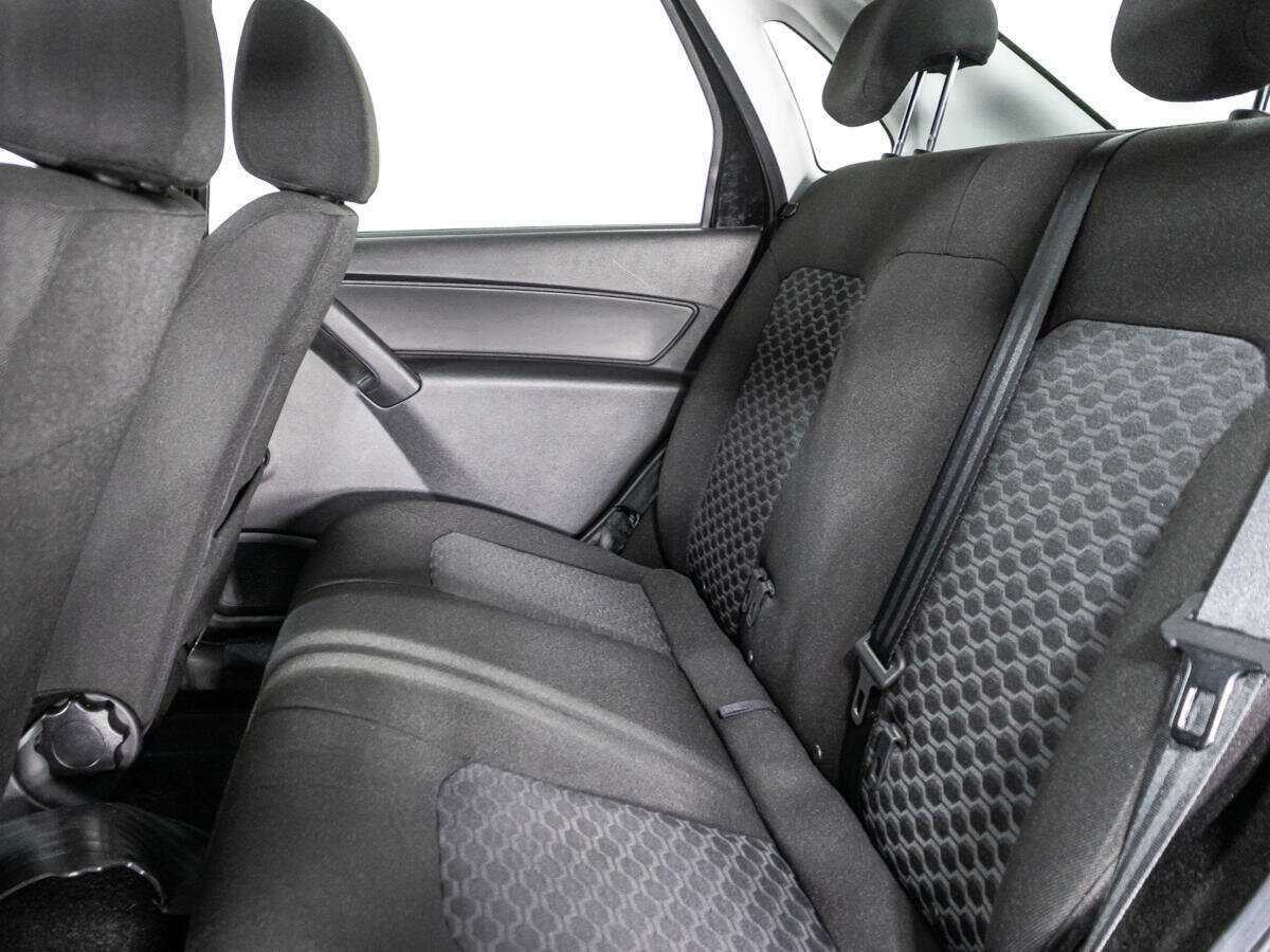 Купить Lada (ВАЗ) Granta с пробегом. Фото: #9