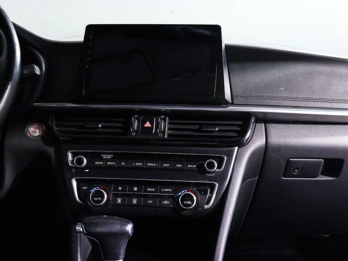 Купить Kia Optima с пробегом. Фото: #10