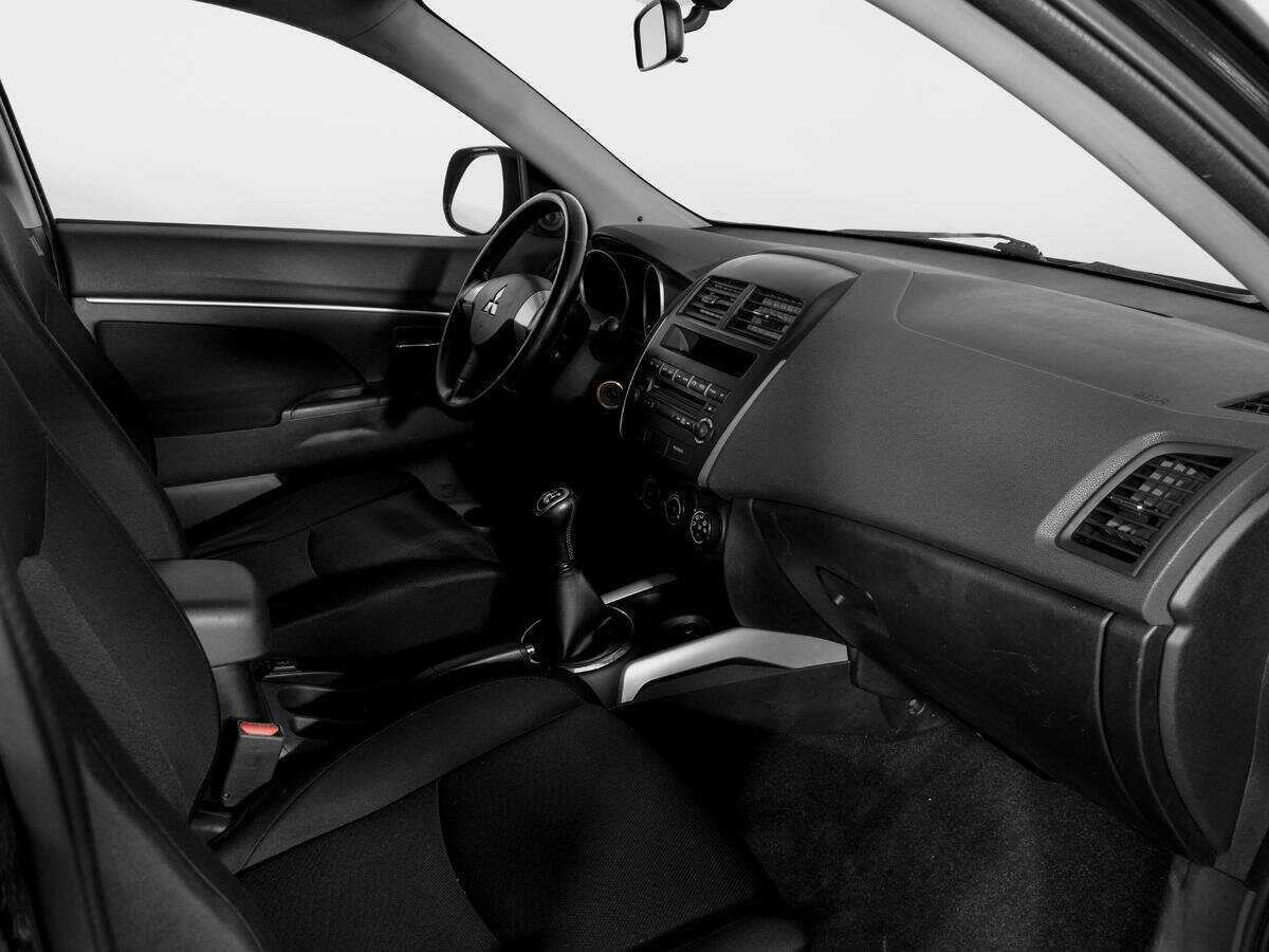 Купить Mitsubishi ASX с пробегом. Фото: #8