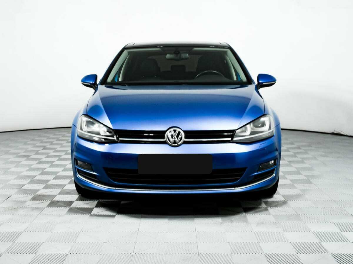 Купить Volkswagen Golf с пробегом. Фото: #1
