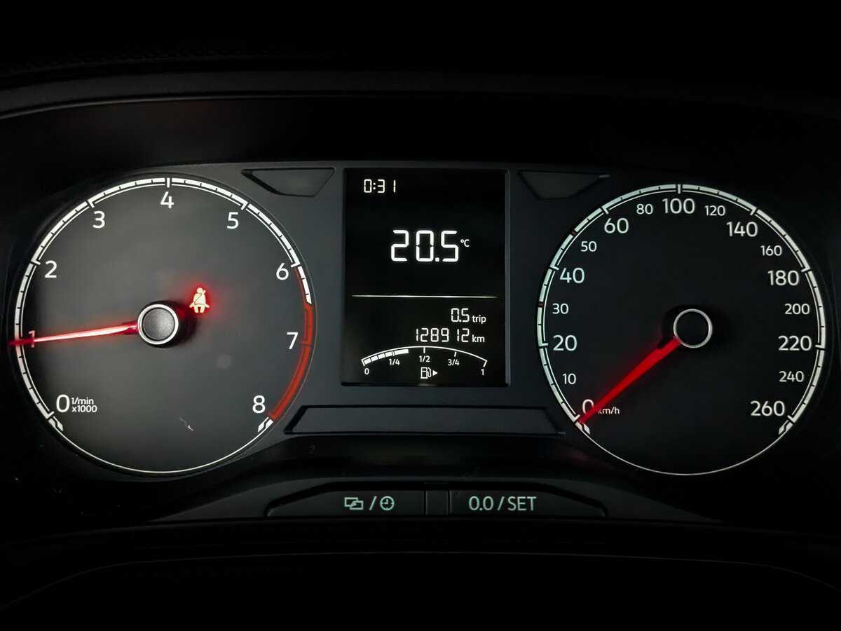 Купить Volkswagen Polo с пробегом. Фото: #12