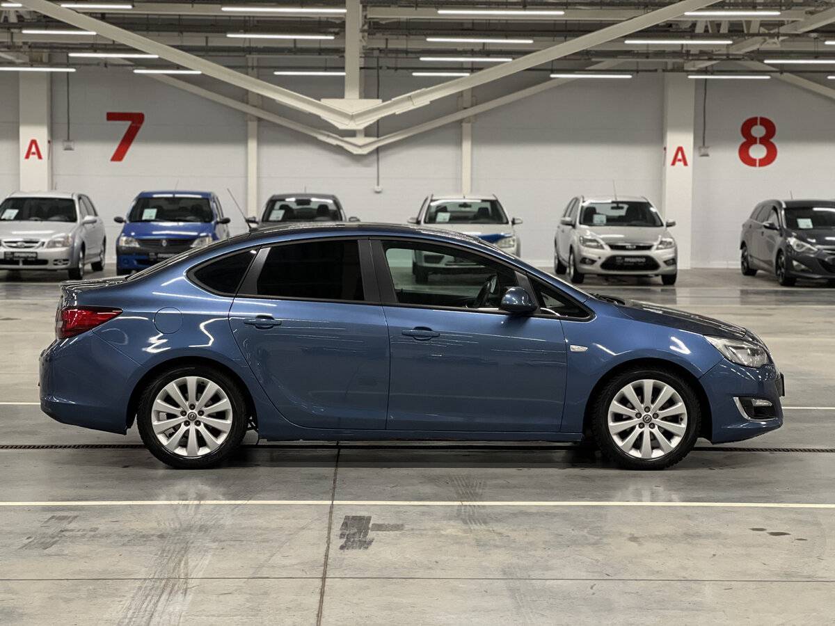 Купить Opel Astra с пробегом. Фото: #3