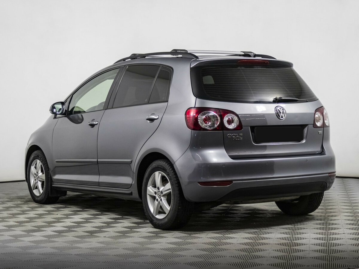 Купить Volkswagen Golf Plus с пробегом. Фото: #5