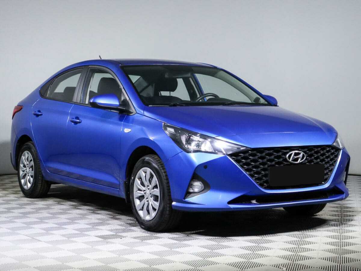Купить Hyundai Solaris с пробегом. Фото: #2