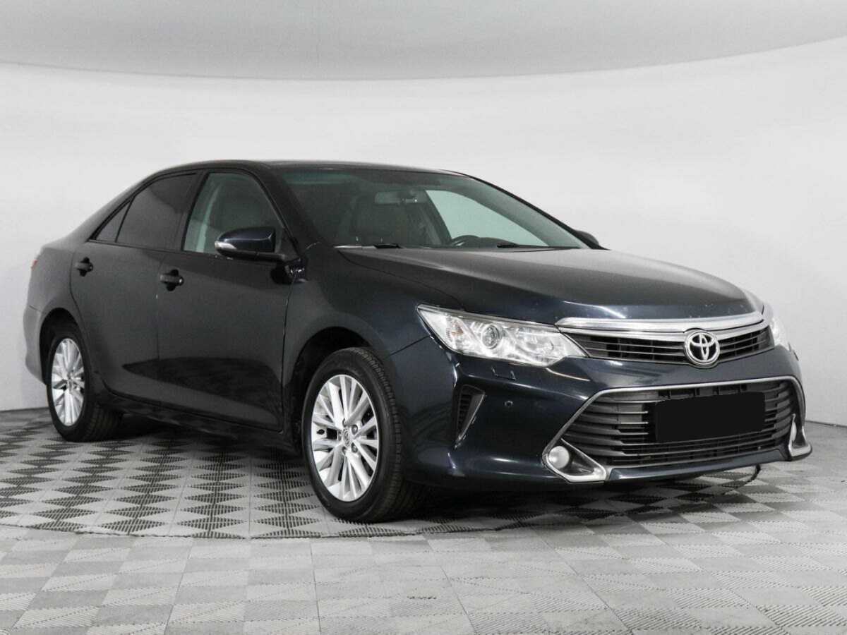 Купить Toyota Camry с пробегом. Фото: #2