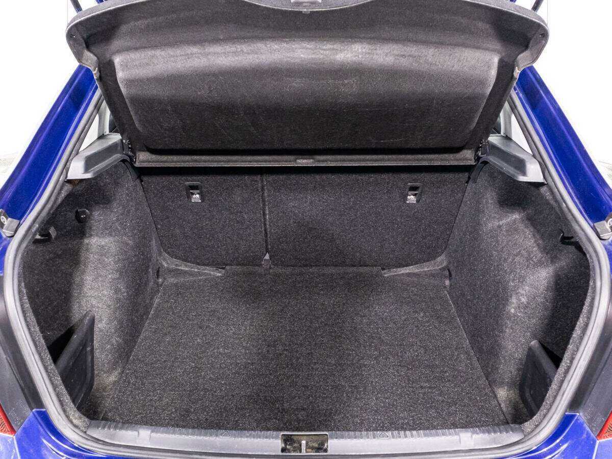 Купить Skoda Rapid с пробегом. Фото: #14