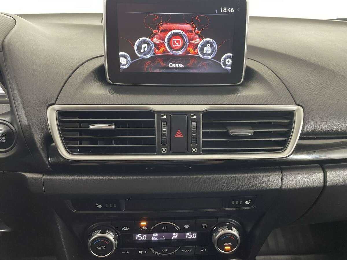 Купить Mazda 3 с пробегом. Фото: #10