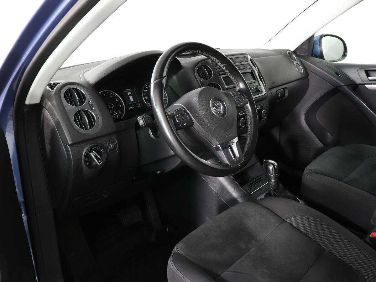 Купить Volkswagen Tiguan с пробегом. Фото: #8